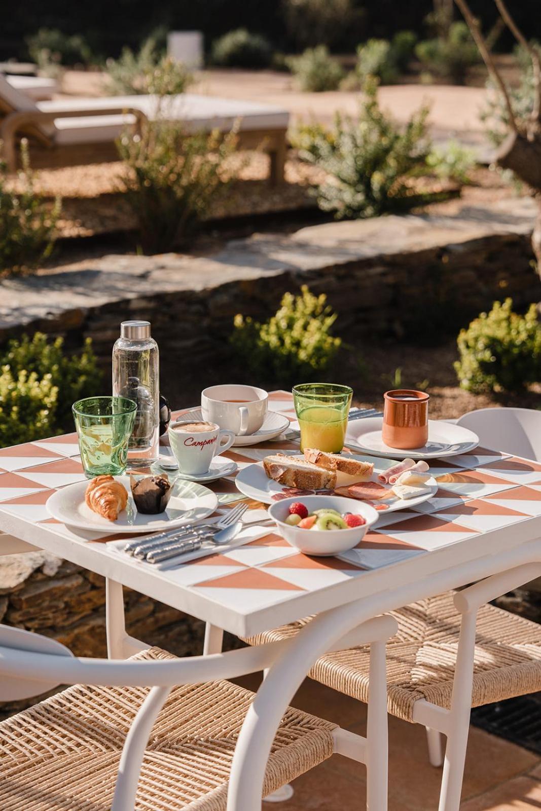 Boutique Hotel Villa Salvador - Adults Only By Fimedhotels Cadaqués Exterior photo